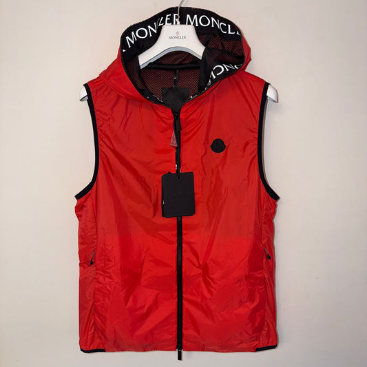 MONCLER PAKITO HOODED NYLON GILET BODYWARMER - RED