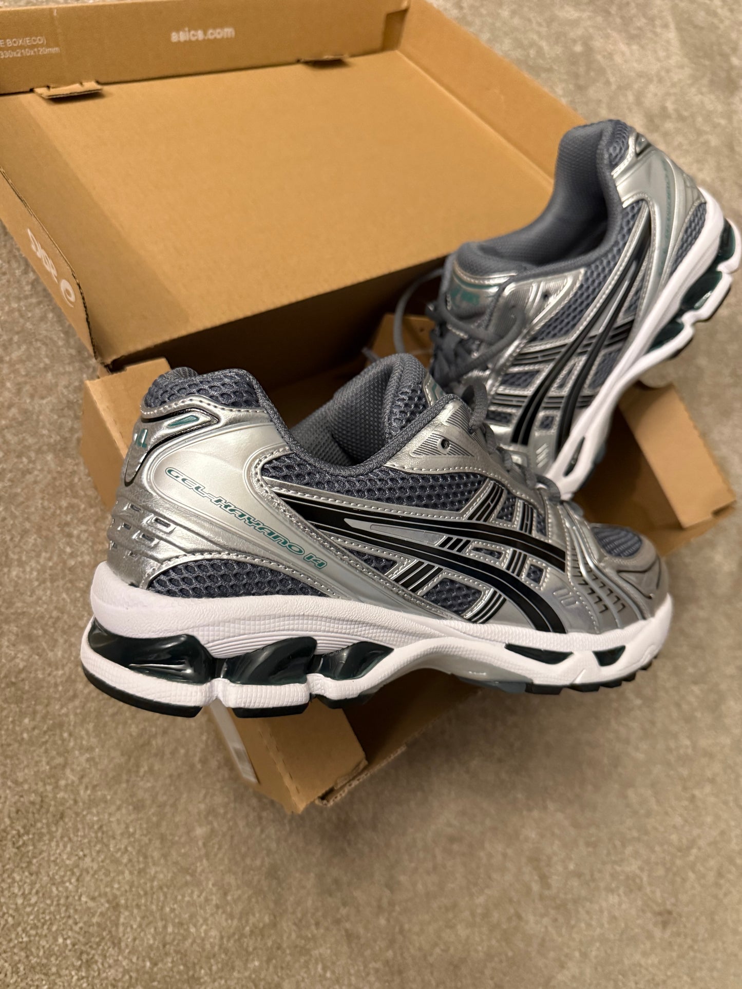 ASICS GEL KAYANO 14 TRAINERS - JASPER GREEN