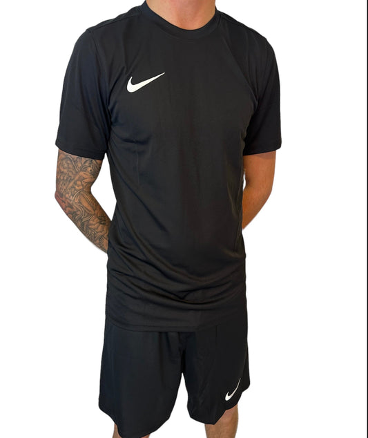 NIKE DRI - FIT T-SHIRT - BLACK
