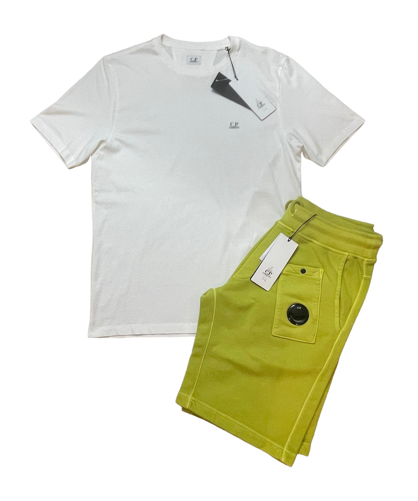 C.P. COMPANY COTTON LENS T-SHIRT / SHORTS SET - WHITE / GOLDEN PALM