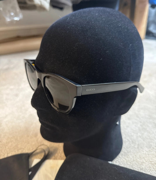 GUCCI SUNGLASSES - BLACK