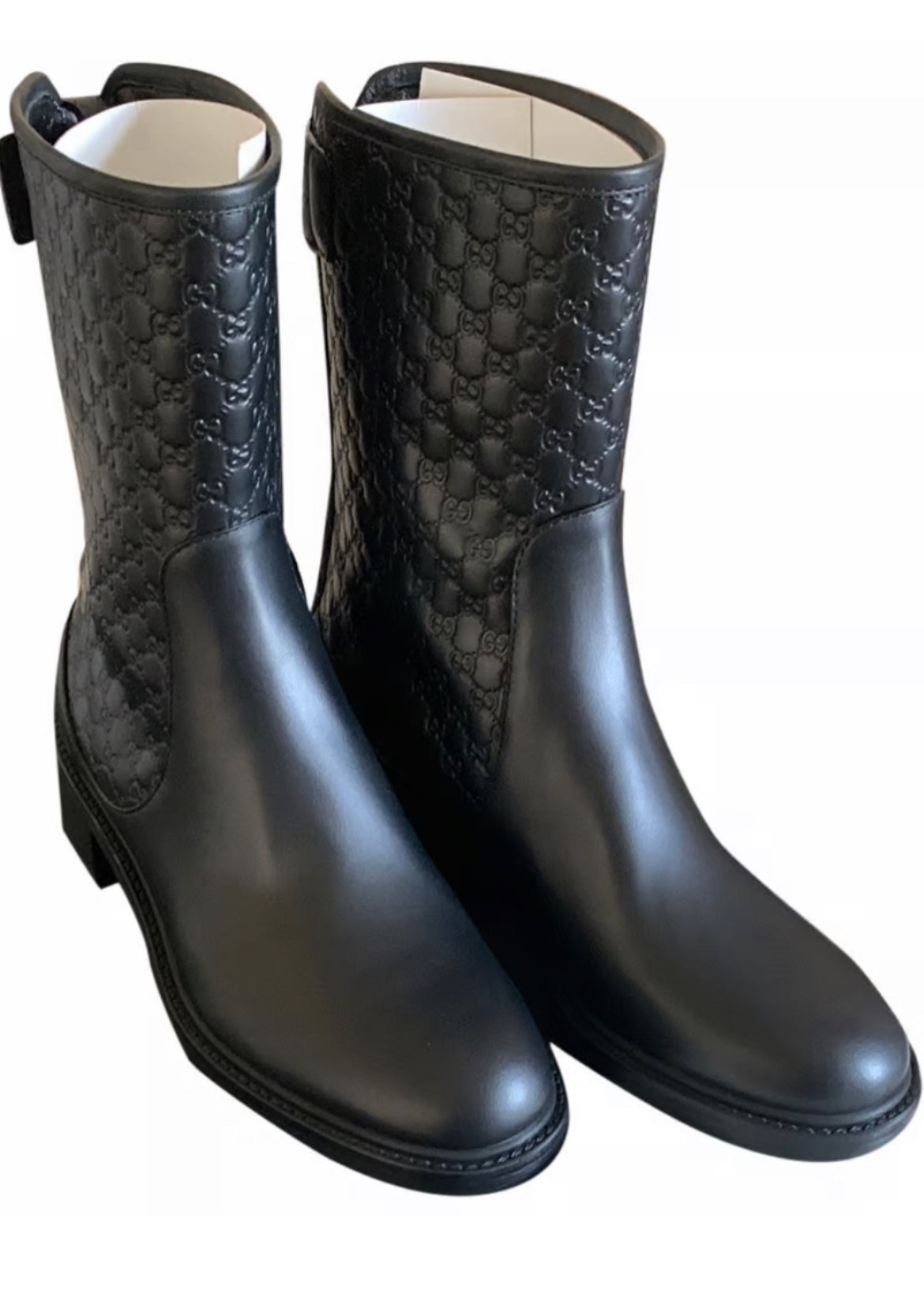 WOMENS GUCCI GG MICROGUCCISSIMA EMBOSSED LEATHER ANKLE BOOTS - BLACK