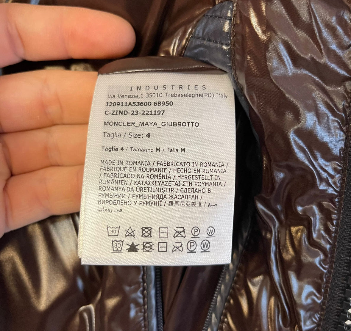 MONCLER MAYA DOWN PUFFER JACKET - NAVY