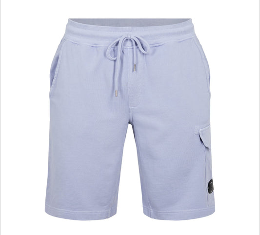 C.P. COMPANY LENS COTTON FLEECE CARGO SHORTS - COSMIC SKY