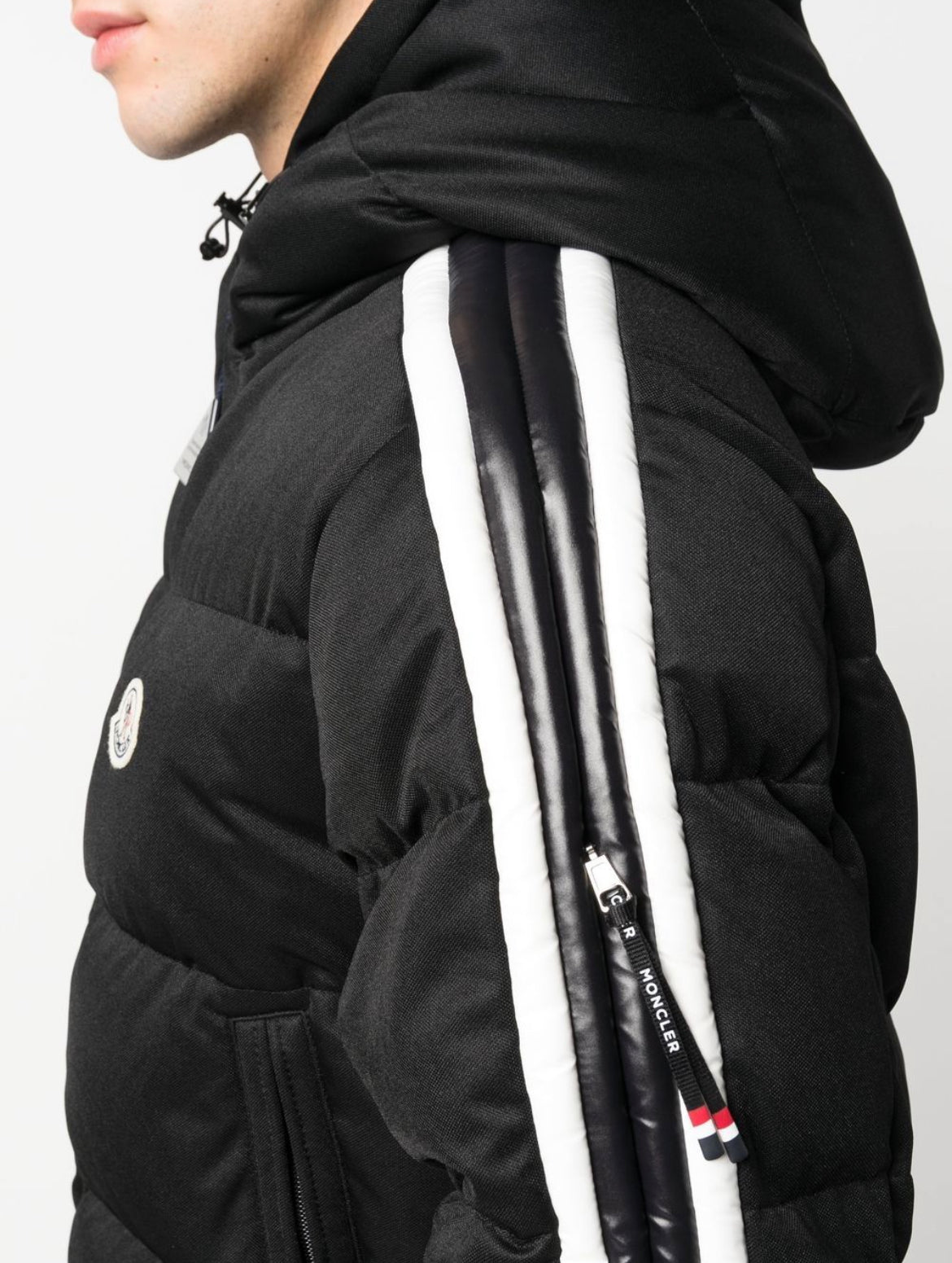 MONCLER SANBESAN LOGO DOWN PUFFER JACKET - BLACK