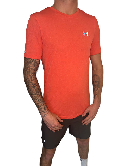 UNDER ARMOUR LEGACY T-SHIRT & SPEEDPOCKET SHORTS - GREY / RED