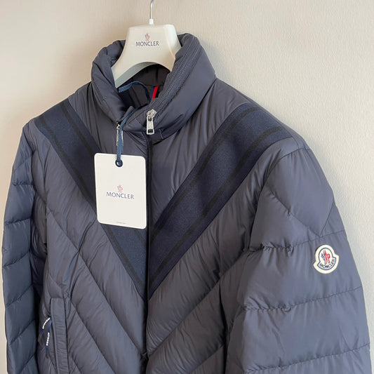 MONCLER BARROT DOWN PUFFER JACKET - NAVY