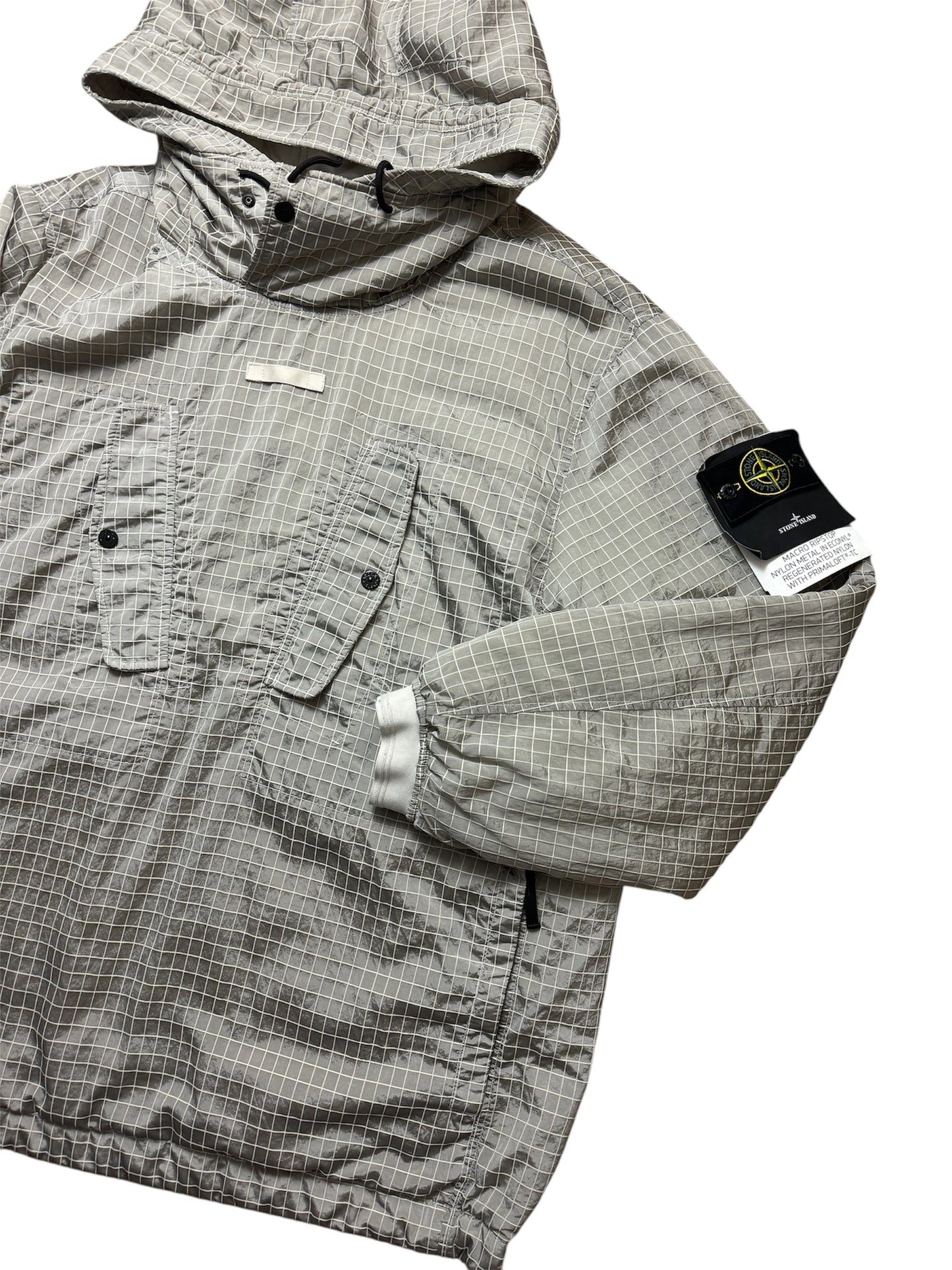 STONE ISLAND MACRO RIPSTOP NYLON METAL REFLECTIVE SMOCK JACKET - GREY / SILVER