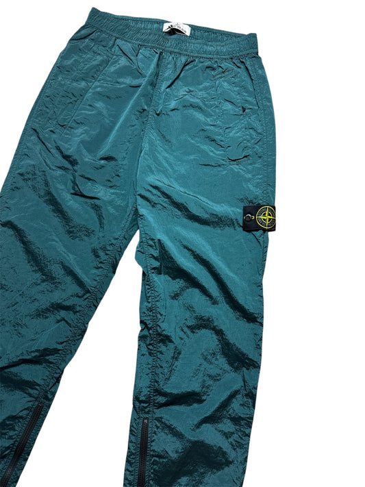 STONE ISLAND NYLON METAL CARGO TROUSERS - CHROME GREEN