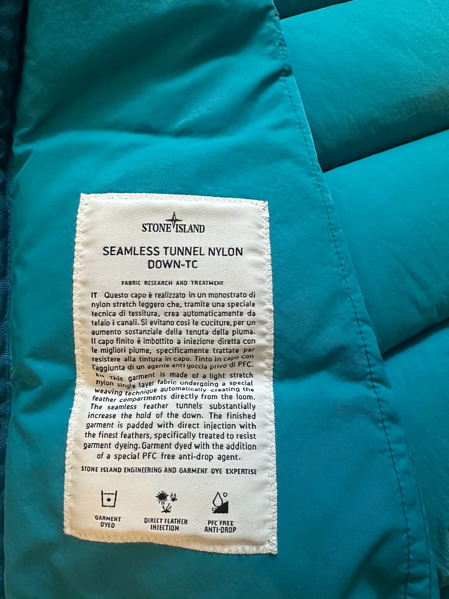 STONE ISLAND SEAMLESS TUNNEL DOWN PUFFER JACKET - TURQUOISE