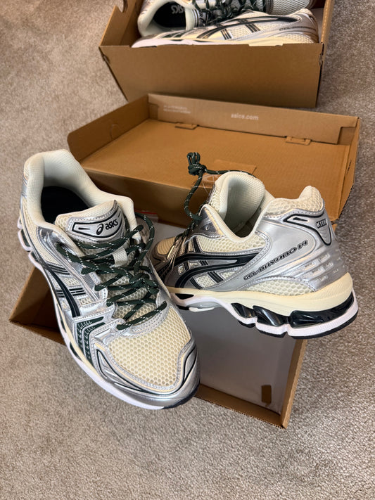 ASICS GEL KAYANO 14 TRAINERS - KITH SCARAB