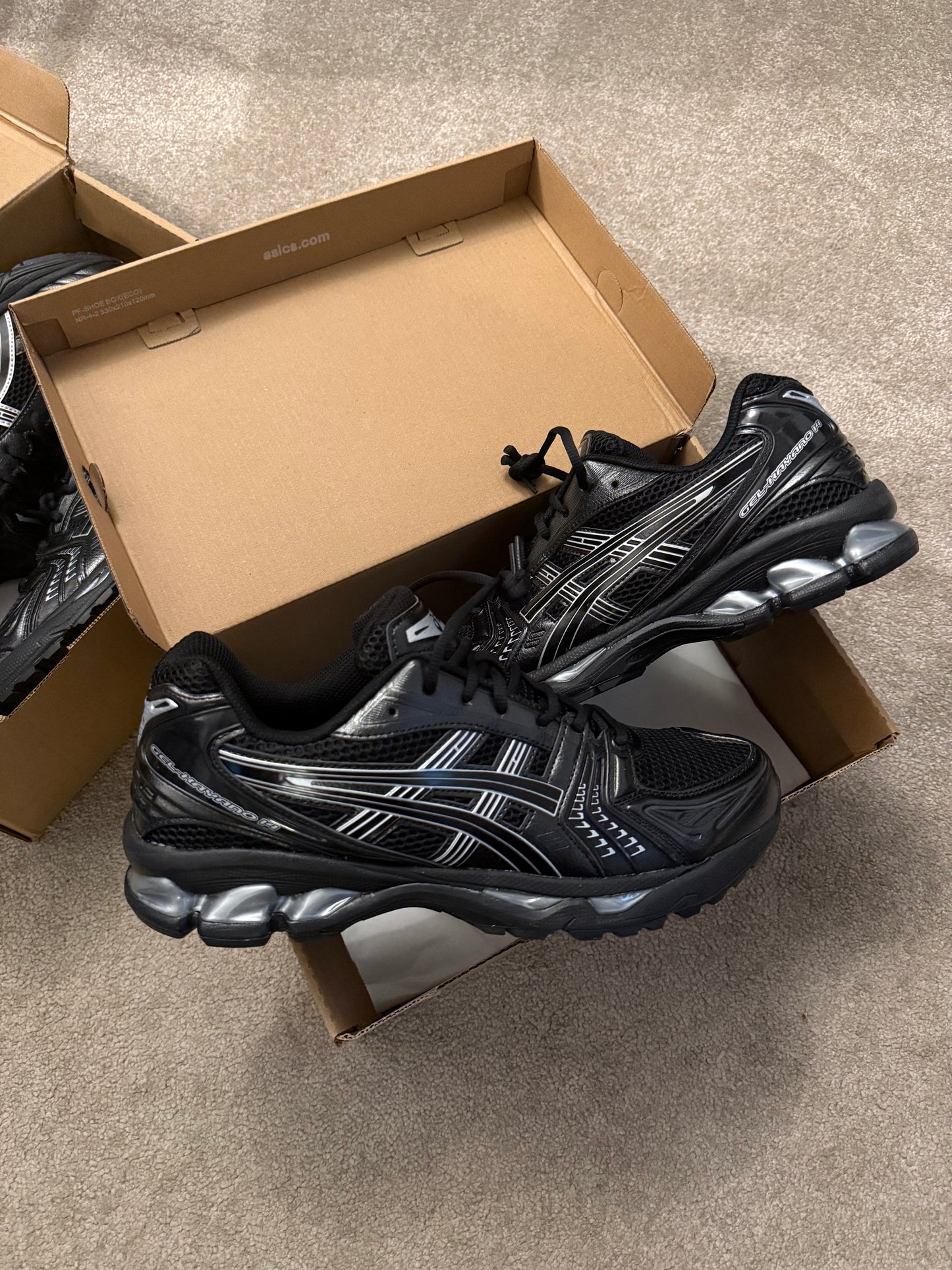 ASICS GEL KAYANO 14 TRAINERS - BLACK