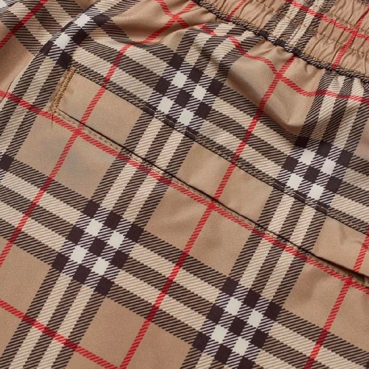 BURBERRY LONDON ARCHIVE CHECK SWIM SHORTS - BEIGE