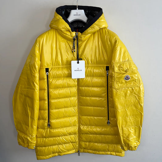 MONCLER AVEYRON DOWN PADDED JACKET - YELLOW