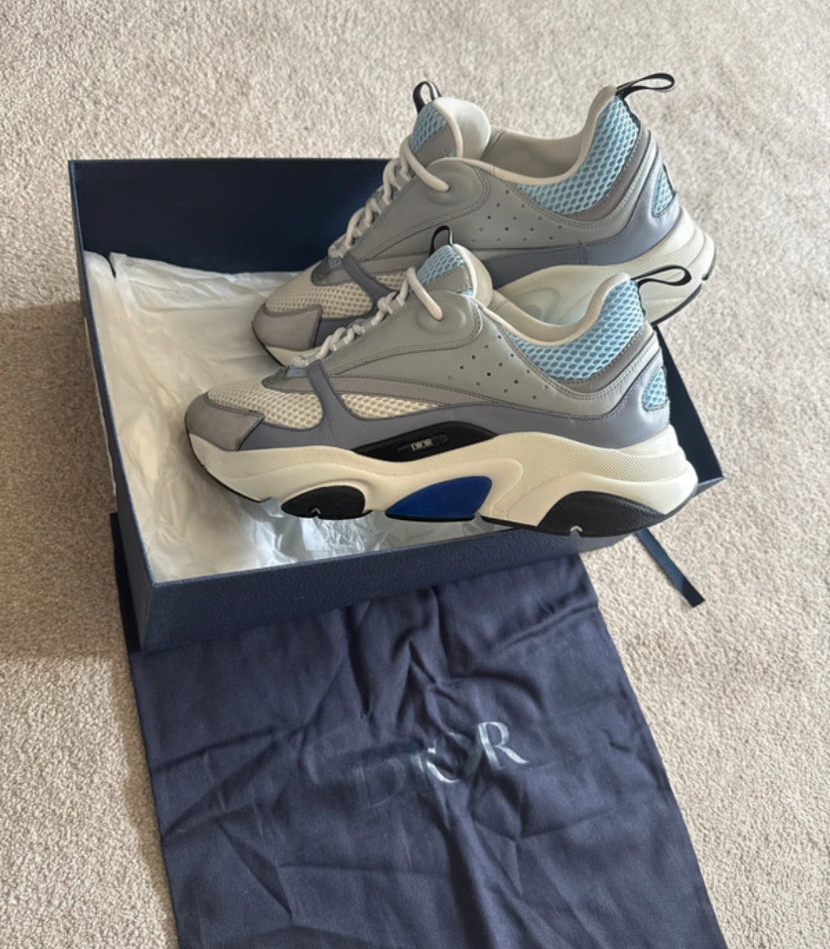 DIOR B22 SNEAKERS - BABY BLUE
