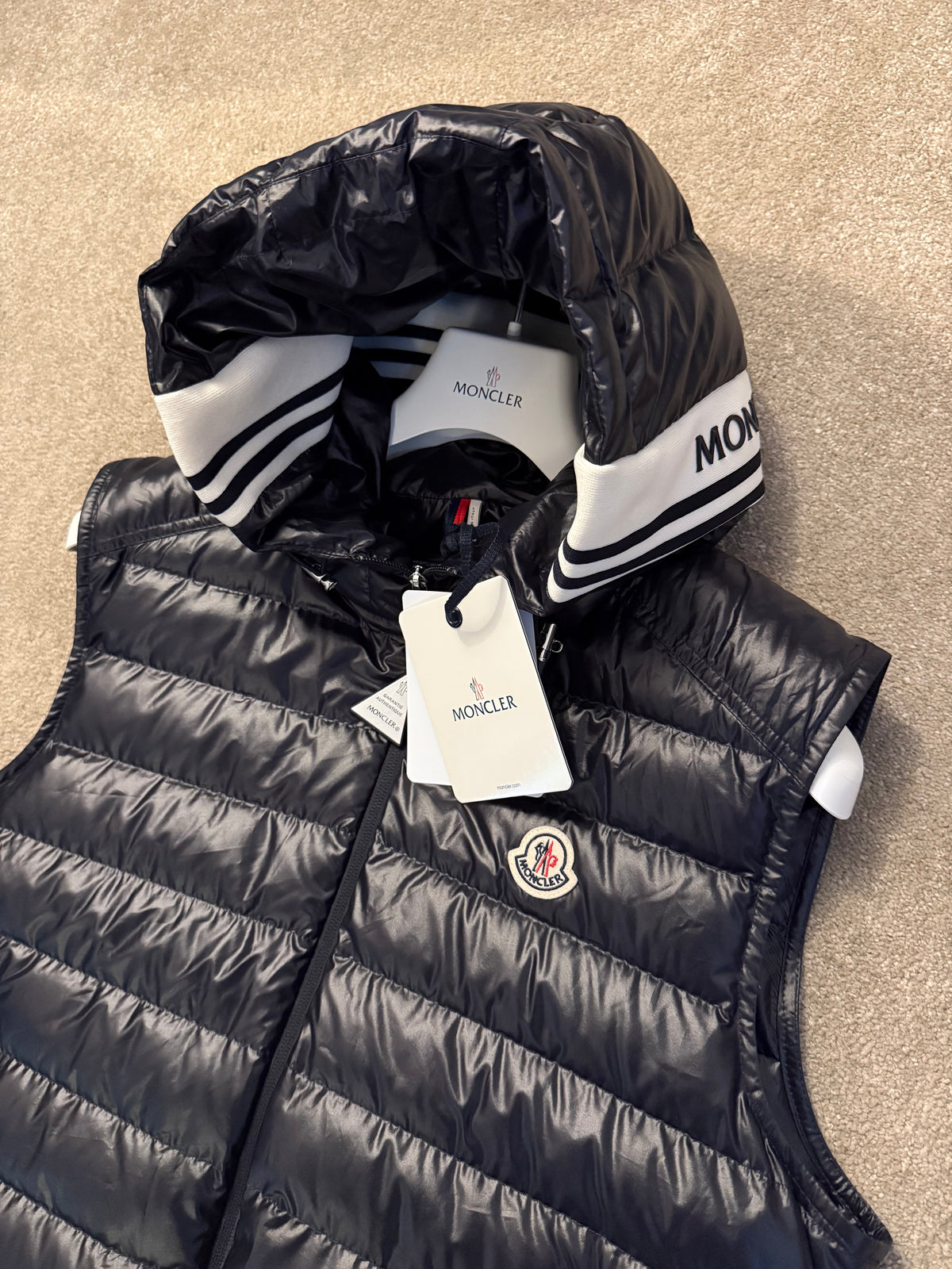 MONCLER CLAI DOWN GILET BODYWARMER - BLACK