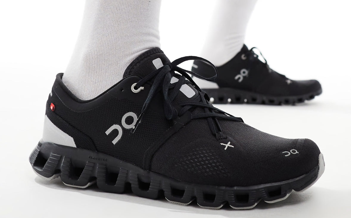 ON RUNNING CLOUD X 3 TRAINERS - BLACK