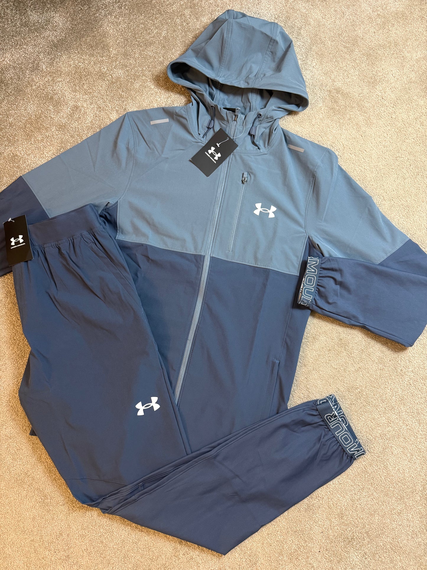 UNDER ARMOUR FULL TRACKSUIT - GREY