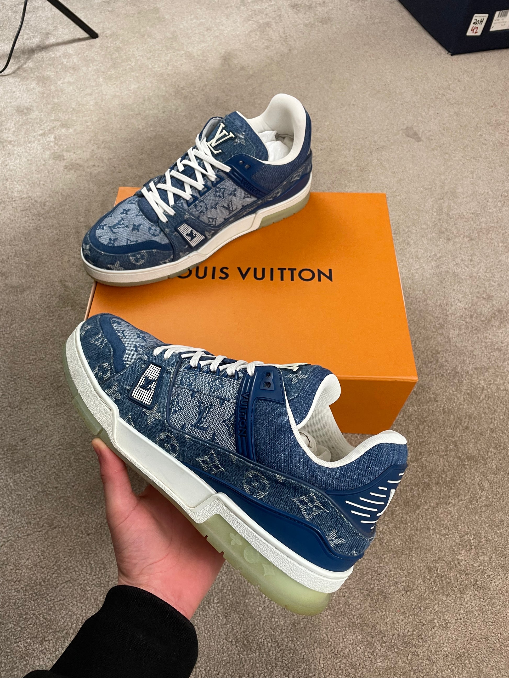 LOUIS VUITTON DENIM LV MONOGRAM LOGO SNEAKERS BLUE SGN CLOTHING
