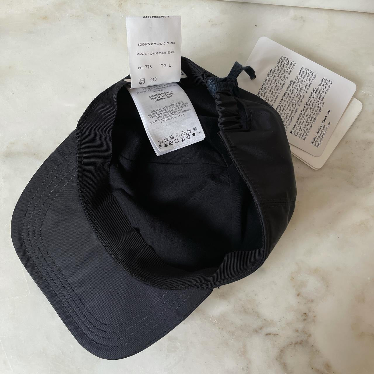 Moncler baseball deals cap black