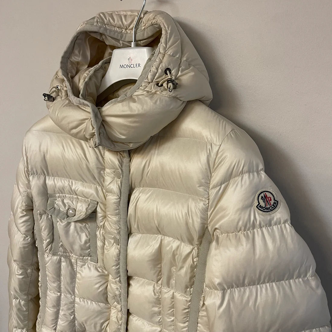 LADIES MONCLER HERMINE LOGO DOWN PUFER JACKET - BEIGE