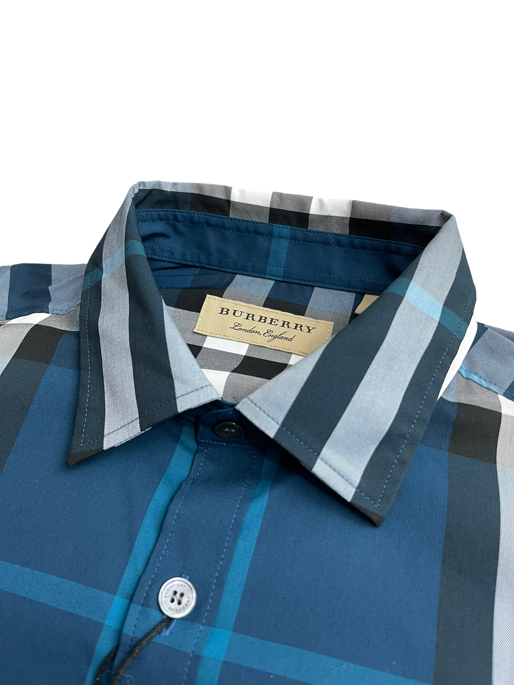 Discount burberry clothes hotsell